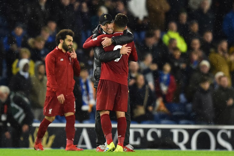 Liverpool gana con penal de Mohamed Salah
