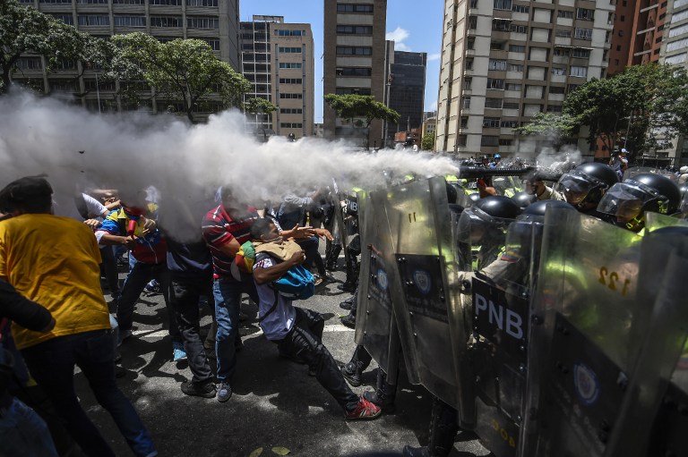 Oposición venezolana convoca nueva marcha tras protesta que dejó 3 muertes