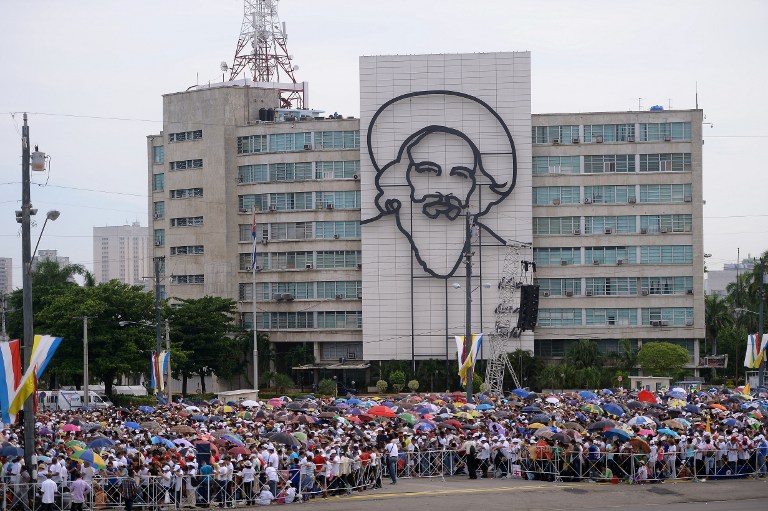El papa Francisco llama a los cubanos a "servir" sin ideología