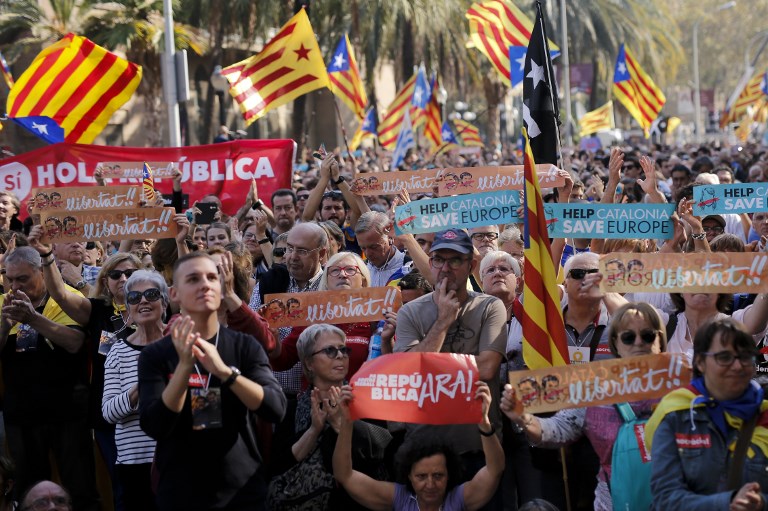 Parlamento catalán abre pleno donde se examinará resolución a favor de independencia