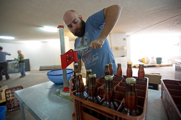 Altos impuestos a importaciones impulsan cervecerías artesanales