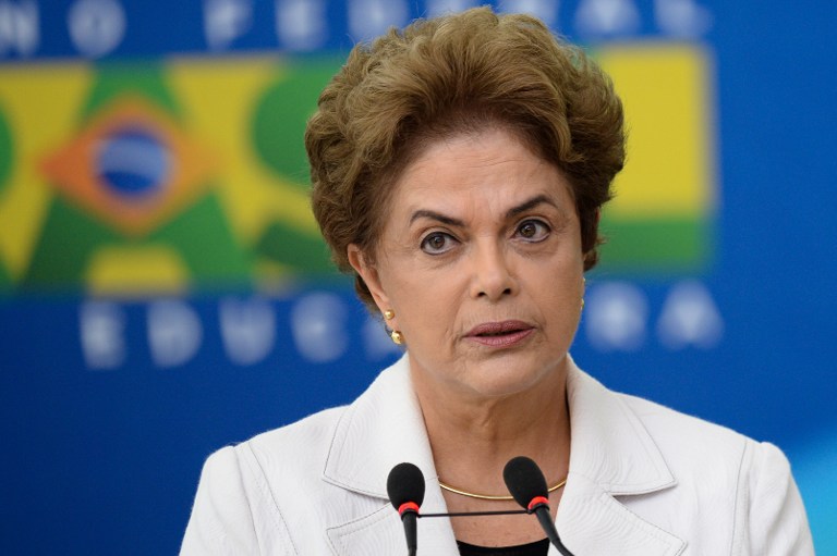 Rousseff acusa a oposición de querer anticipar elecciones en Brasil