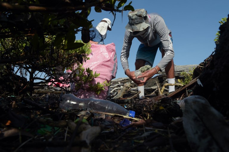 El plástico amenaza la vida en Galápagos