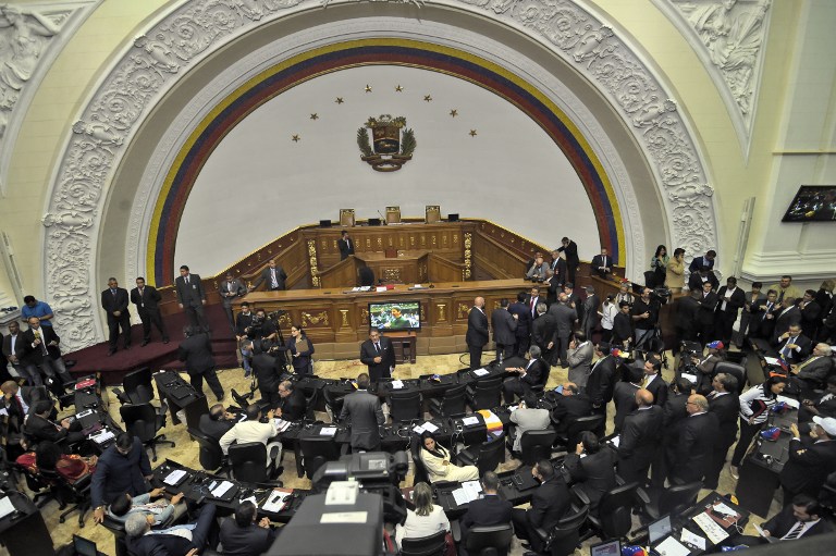 Venezuela estrena Asamblea con mayoría opositora