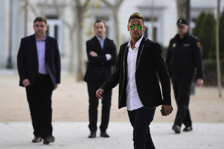 Fiscalía brasileña denuncia a Neymar por evasión de impuestos y falsificación