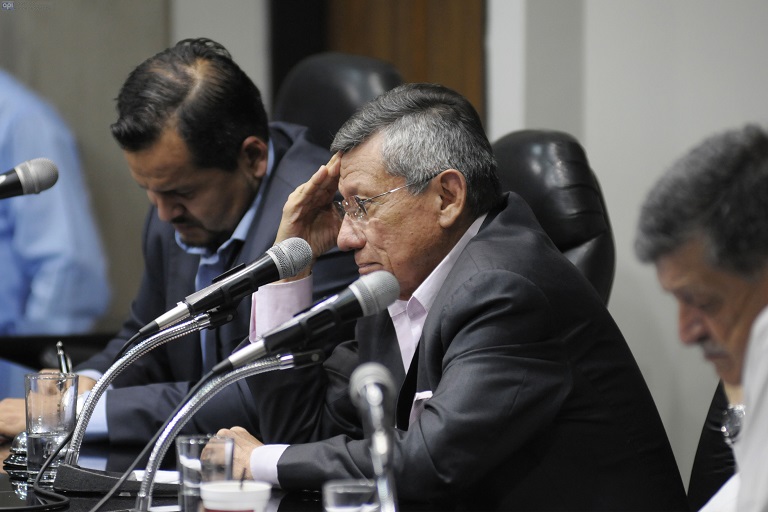 Carlos Villacís anuncia que termina su mandato y será un hincha más