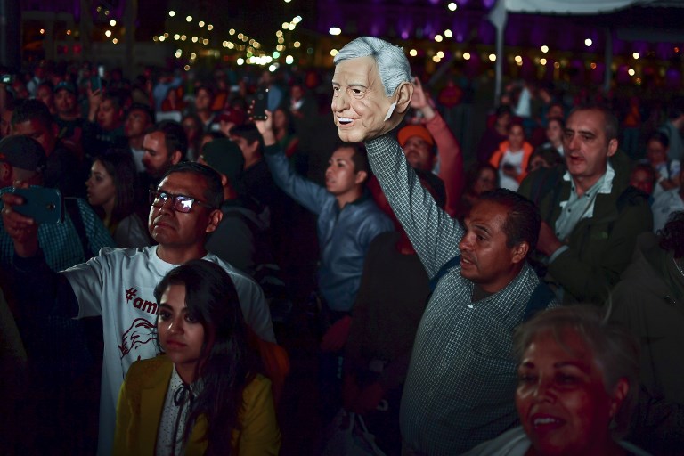 López Obrador propone a Trump reducir la migración