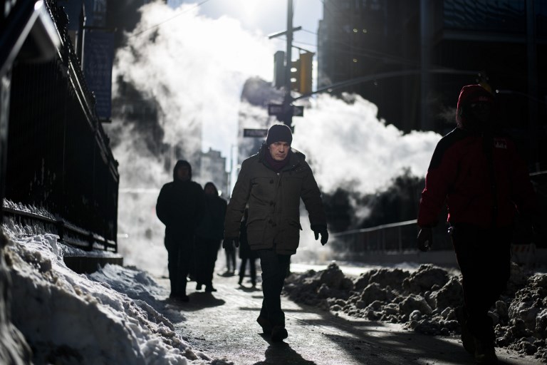 El frío ártico sigue congelando el este de EEUU y Canadá con temperaturas extremas