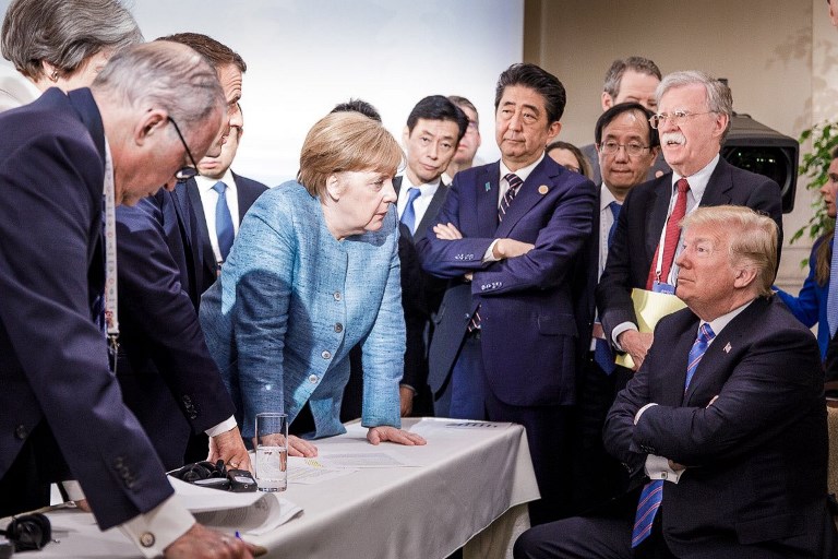 La foto viral de la cumbre del G7 provoca debate