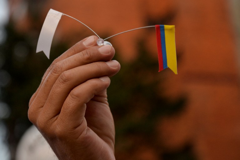 Empresarios colombianos respaldan nuevo acuerdo de paz entre Gobierno y FARC