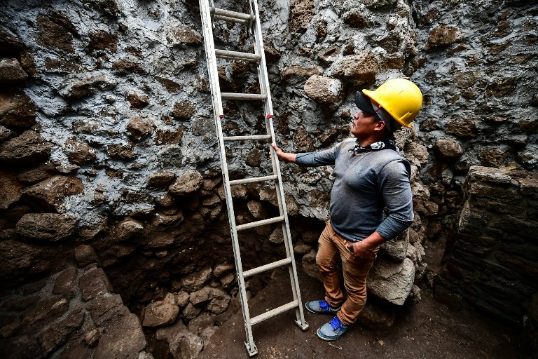 Tras terremoto en México descubren templo dentro de pirámide