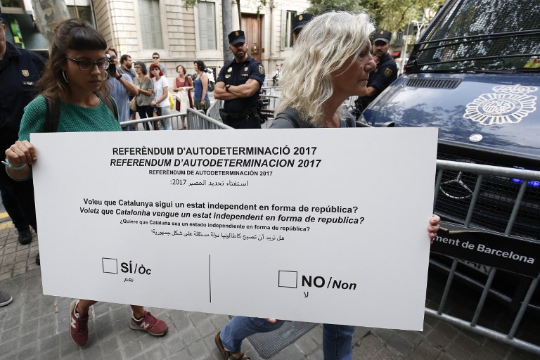 Rajoy y la justicia española lanzan ofensiva contra referendo de independencia catalán