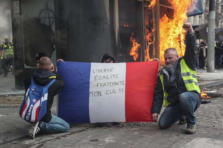 Saqueos en nueva protesta de &quot;chalecos amarillos&quot; en París
