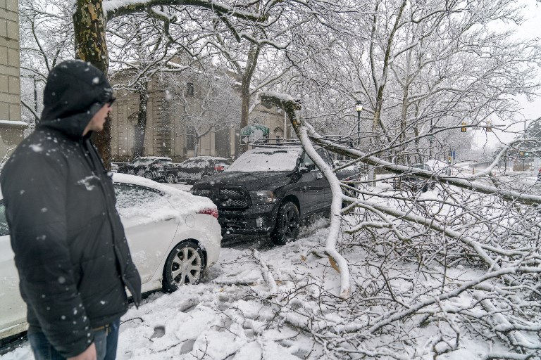 EE.UU: Casi 3.000 vuelos cancelados por nevadas