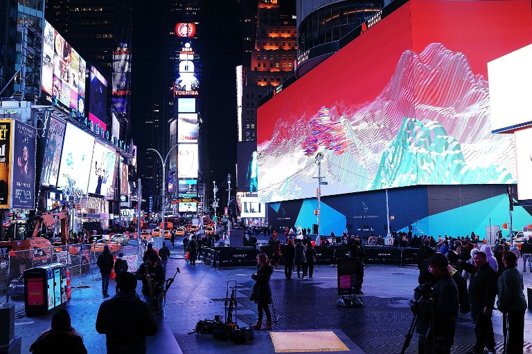 Times Square en Nueva York exhibe la pantalla más grande del mundo