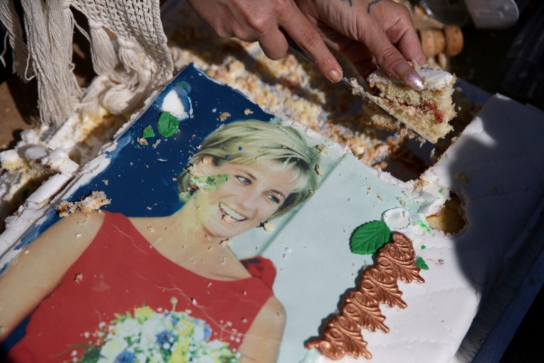 20 años después de la muerte de Diana, la emoción sigue viva