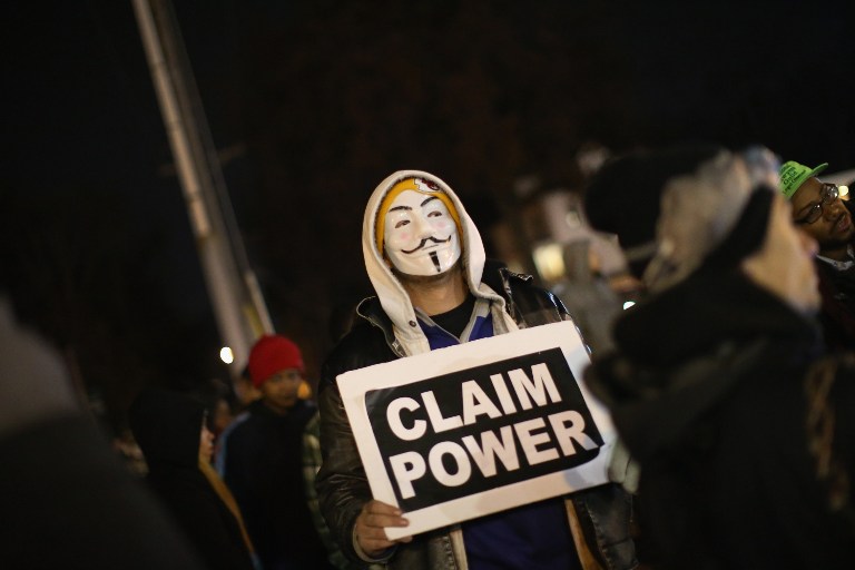 EEUU: 15 arrestados en nuevas manifestaciones en Ferguson