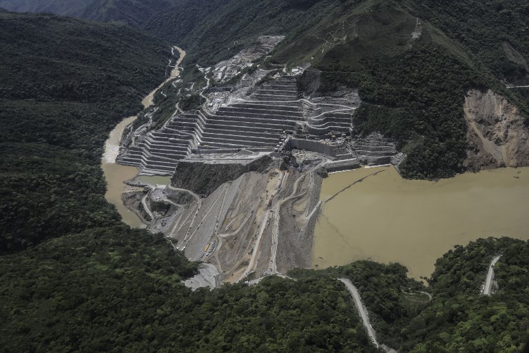 25.000 evacuados por emergencia en hidroeléctrica en Colombia