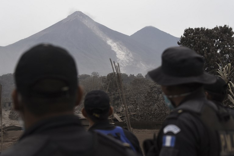 Guatemala: Suben a 62 las víctimas por volcán de Fuego