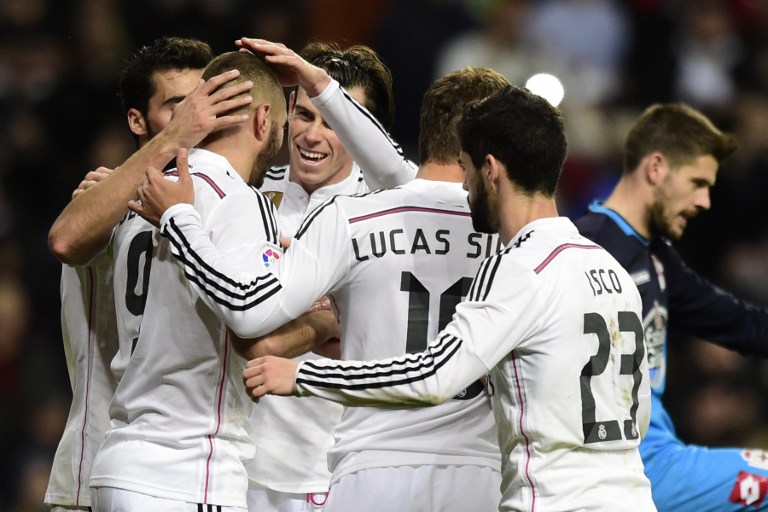 Real Madrid aparca la crisis con victoria contra el Deportivo