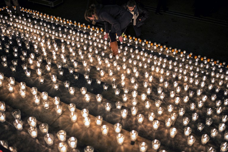 Más de 100.000 personas salen a la calle en Francia por atentado contra Charlie Hebdo