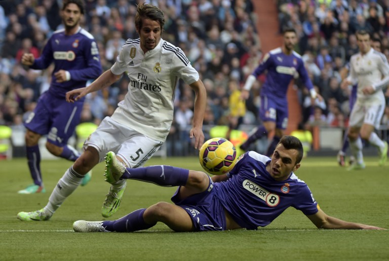 Real Madrid pone fin a su crisis ganando al Espanyol y consolidando liderato
