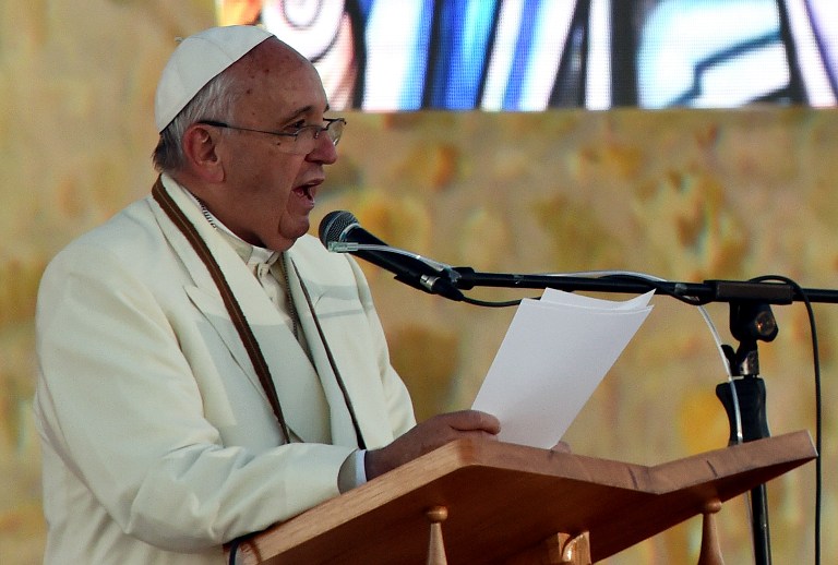 Evo Morales aludió al tema del mar al recibir al papa en Bolivia