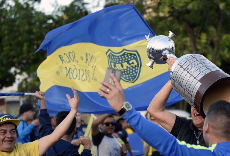 Boca Juniors partió a Madrid con el &#039;banderazo&#039; de sus hinchas