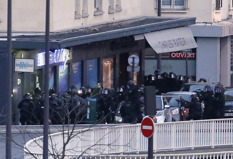 3 yihadistas y 4 rehenes muertos deja doble asalto de fuerzas francesas