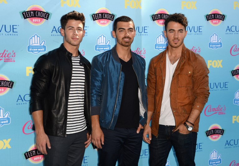 Jonas Brothers se reúnen y estrenarán sencillo