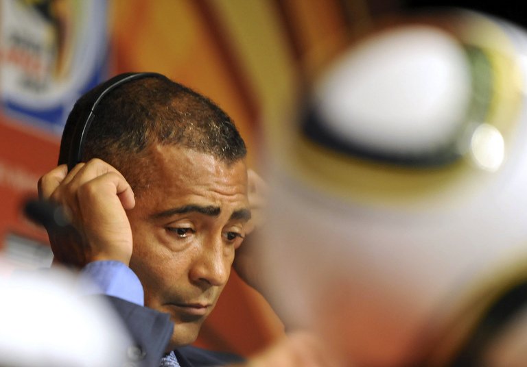 En Brasil, el mundo del fútbol está de luto por la muerte de Mandela