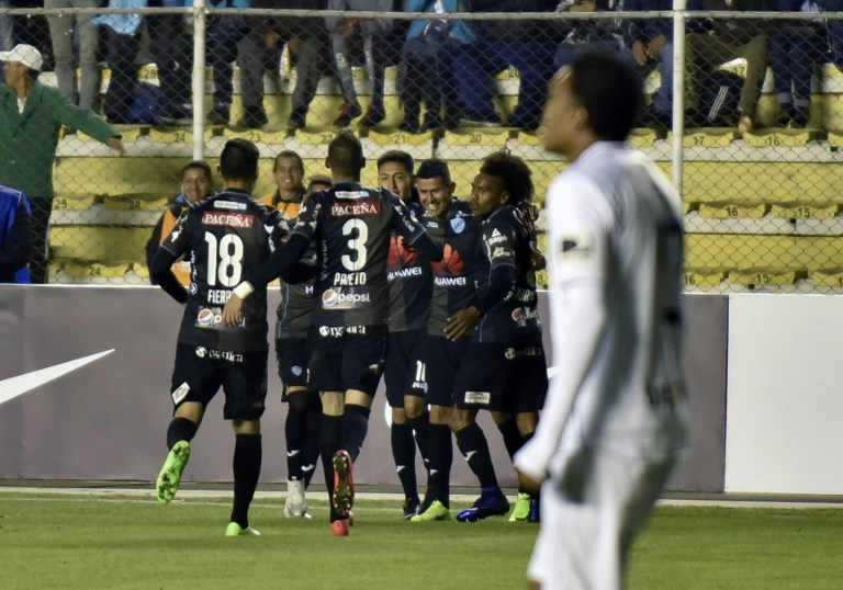 Bolívar se impone 1-0 de local sobre la Liga de Quito en Copa Sudamericana