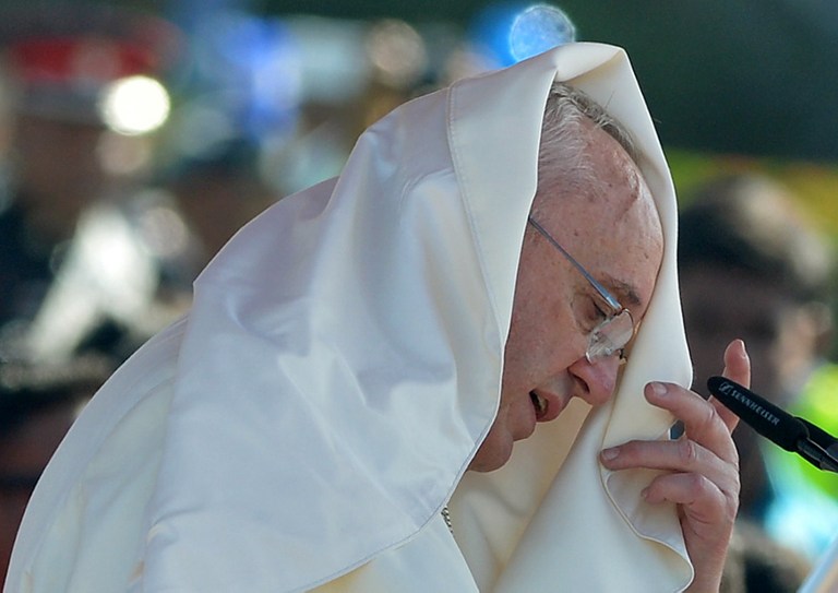 En Sri Lanka, el papa exhorta al respeto de los derechos humanos