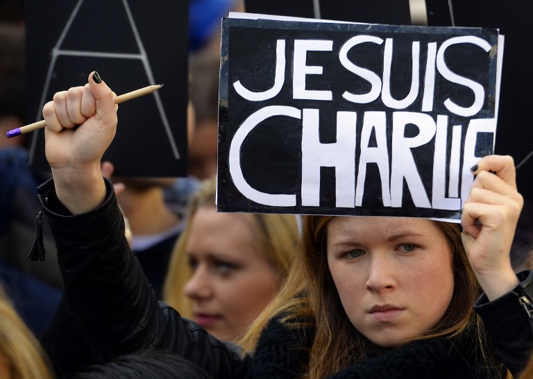 "Yo soy Charlie, judío, policía": París en pie contra los atentados