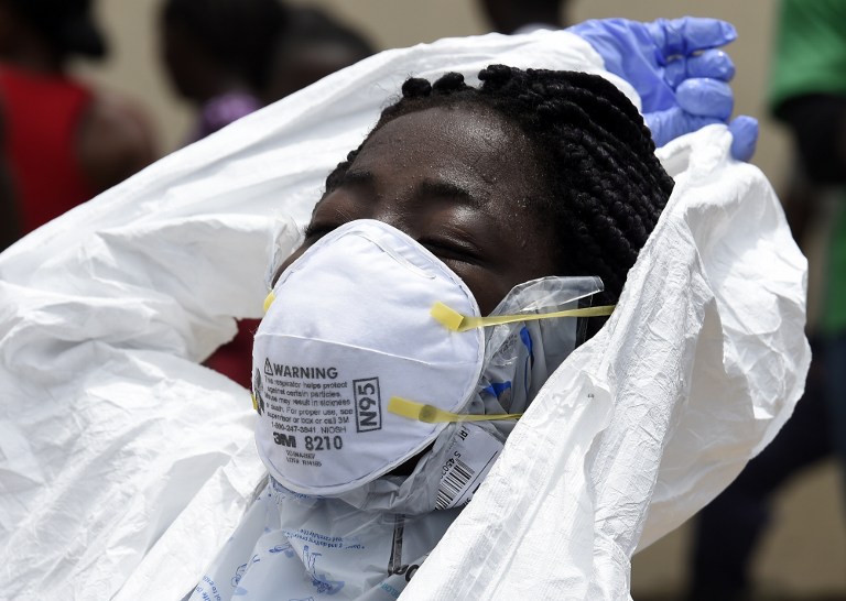 121 muertes por ébola en un día se registran en Sierra Leona