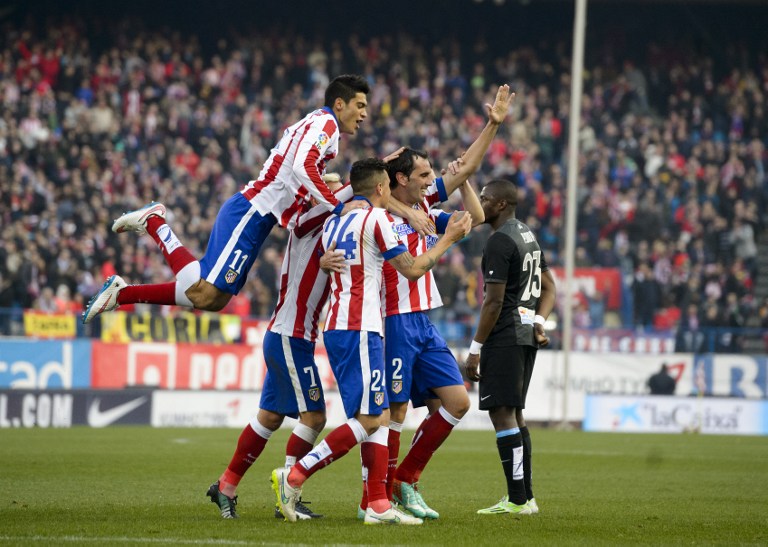 Atlético gana al Levante con gol de Godín y Torres en el palco
