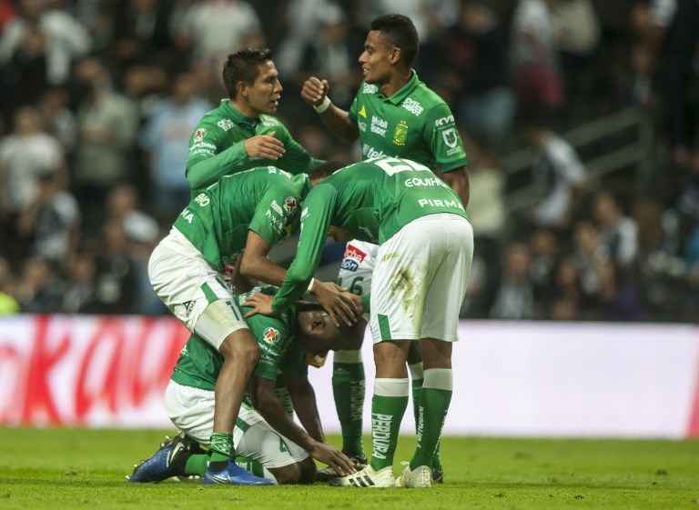 Vinicio Angulo marca su primer gol con León de México