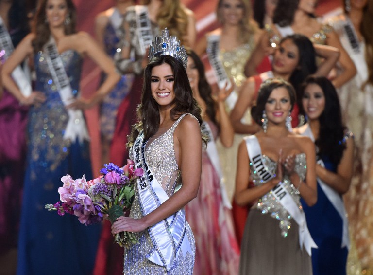 La colombiana Paulina Vega es la nueva Miss Universo