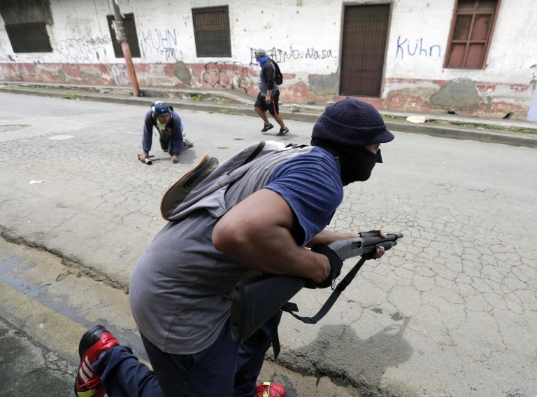 Nicaragua: ofensiva para recuperar control de ciudad rebelde