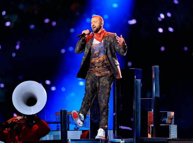 Justin Timberlake homenajea a Prince en el show del Super Bowl