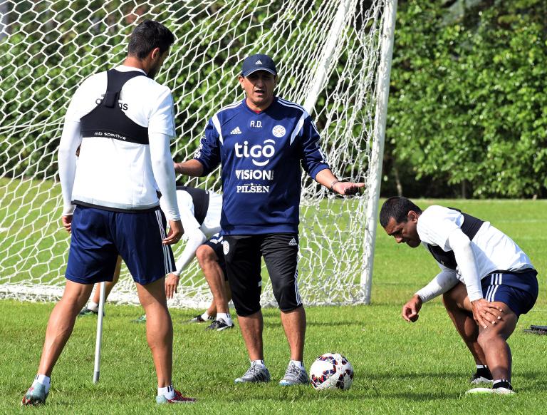 Ramón Díaz apostó por Paraguay con la promesa de revivirlo