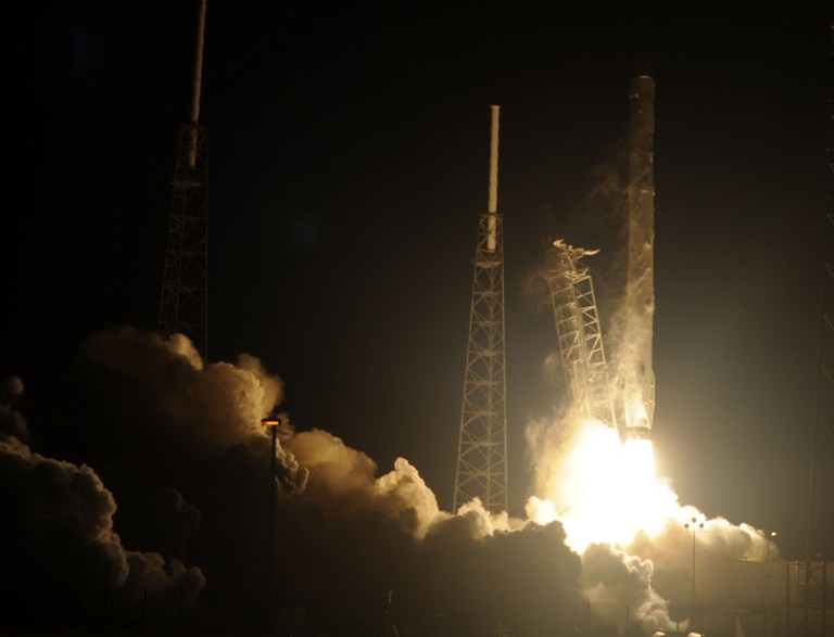 La cápsula Dragon de SpaceX llegó a la Estación Espacial Internacional