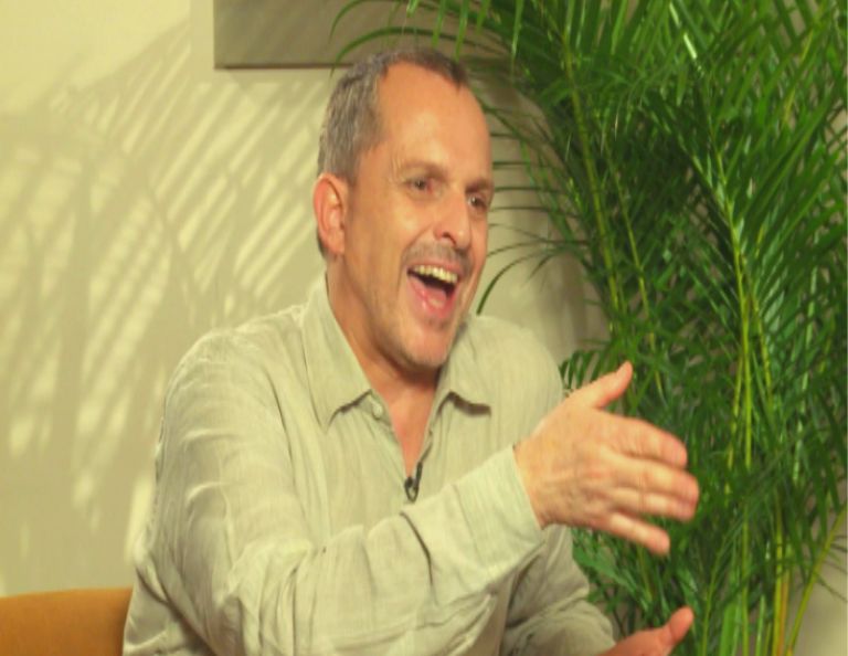 Conoce algunas de las frases más destacadas de Miguel Bosé en la entrevista exclusiva de En Contacto