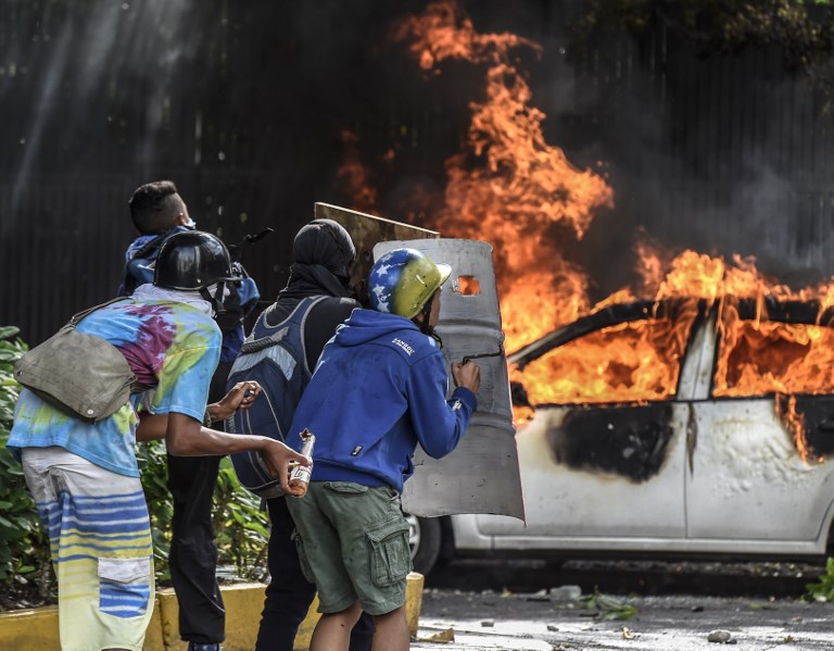 Mueren dos jóvenes en protestas en Venezuela y suben a 72 los fallecidos