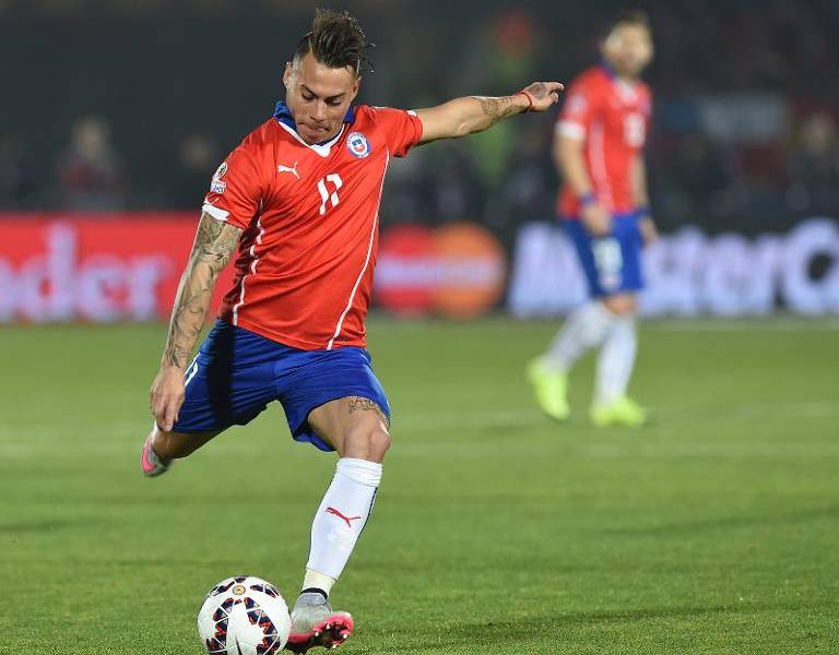 Eduardo Vargas sigue como máximo goleador de la Copa América de Chile-2015