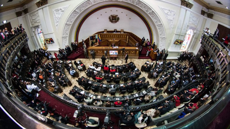 ¿Qué cambia en Venezuela con el triunfo de la oposición en las elecciones legislativas?