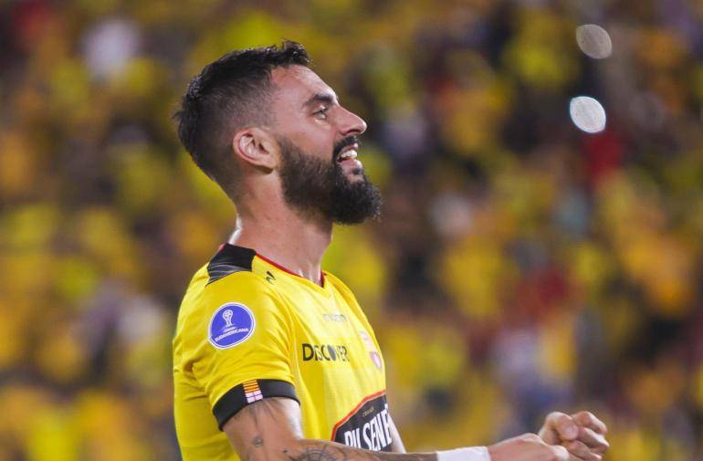 Gonzalo Mastriani pidió el balón a Molina para cobrar el penal ante IDV