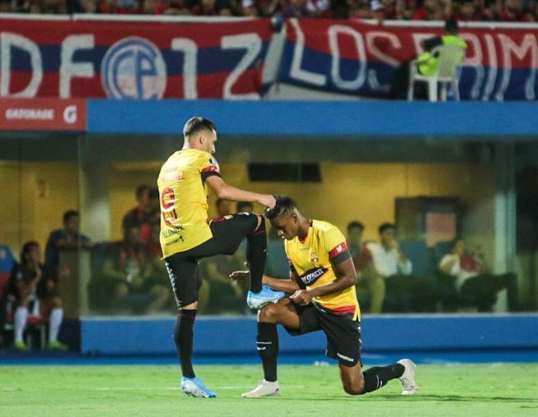 BSC golea a Cerro en Paraguay y clasifica al Grupo A