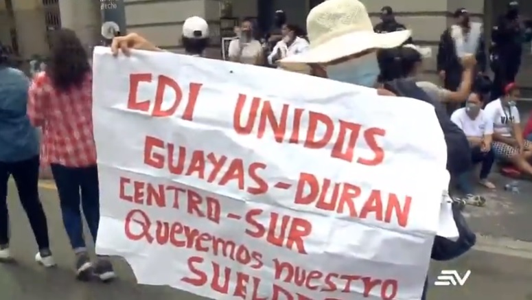 Educadores de centros de desarrollo infantil reclaman sueldos