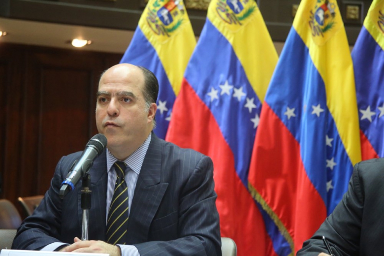 Parlamento venezolano &quot;desconoce&quot; que Constituyente asumiera sus funciones